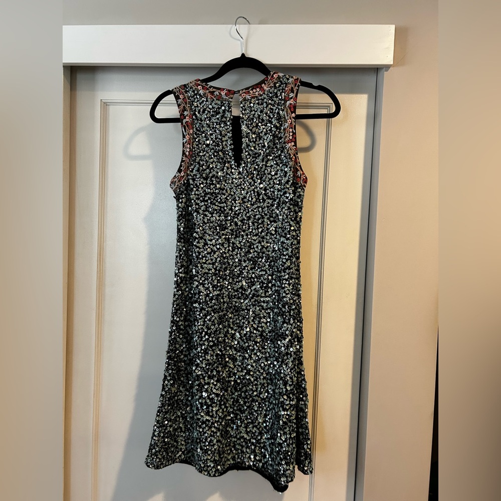 🪩NWT Anthropologie Astronomy Sequin Dress by Varun Bahl Embroidered Top Size 4 - Picture 8 of 13